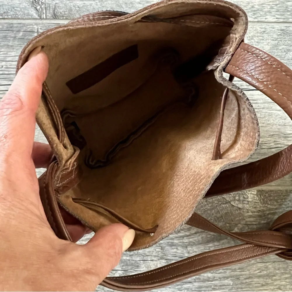 Shaffer LA Greta Leather Drawstring Bucket Bag - Picture 10 of 11